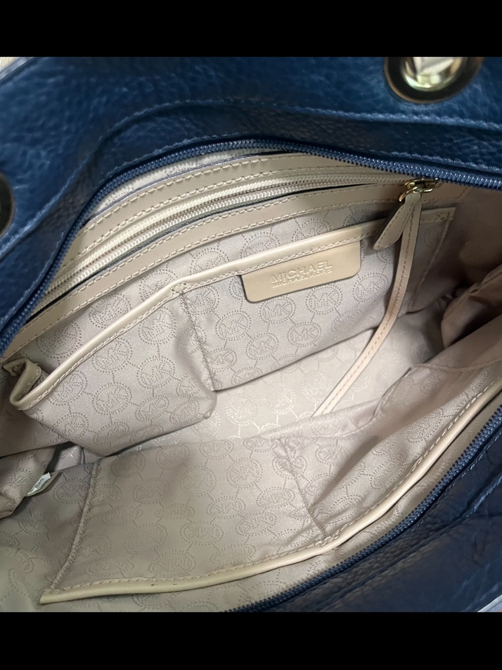Michael Kors Navy Leather Tote with Beige Straps - Picture 6 of 7